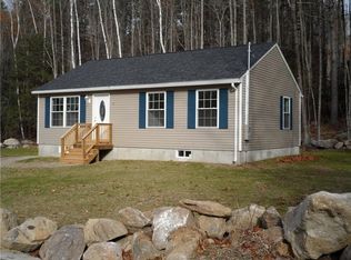 2 Grandview Dr, Limerick, ME 04048