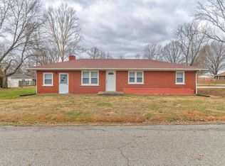 817 N Illinois St, Chandler, IN 47610