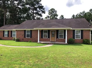 300 Lake Shore Dr, Midway, GA 31320