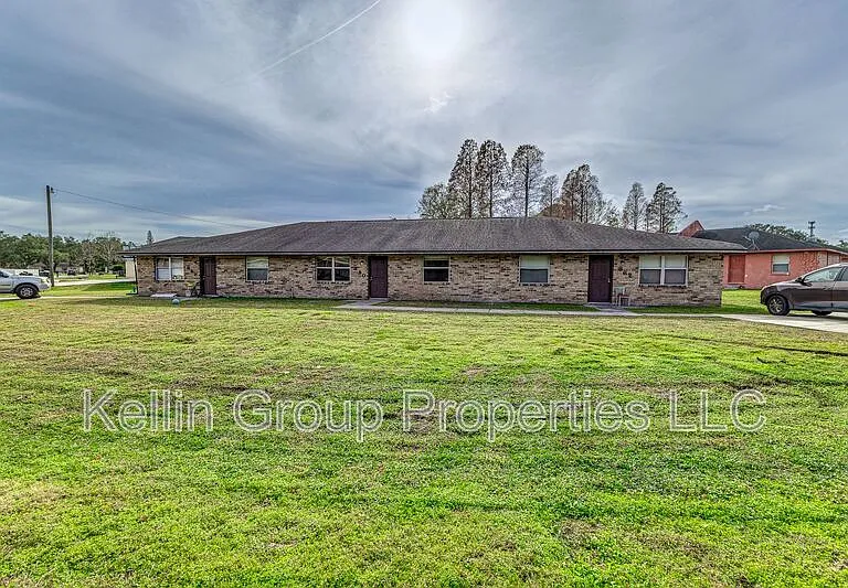 860 Fox Lake Dr — Photo 2