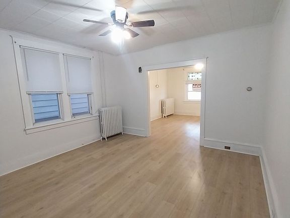 4th image of 8 S 20th St