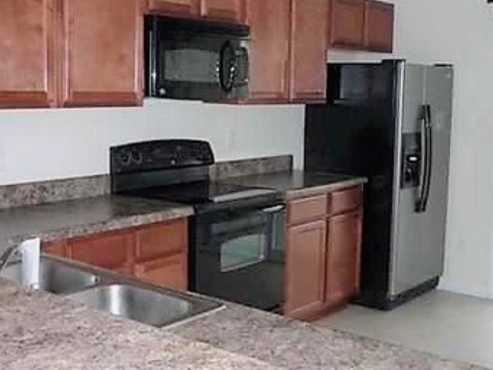 2nd image of 1010 Ornate Dr