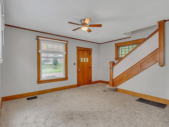 5th image of 1528 SW Central Park Ave #R43545-r34199-r43583