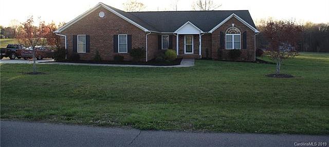 1st image of 5002 Deer Run Dr