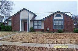 2nd image of 322 Wheatridge Ave