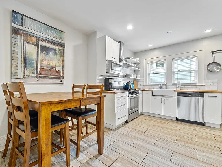 1146 Wade St NE — Photo 14