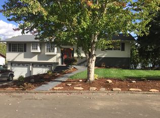 555 Brown Ct, Woodburn, OR 97071