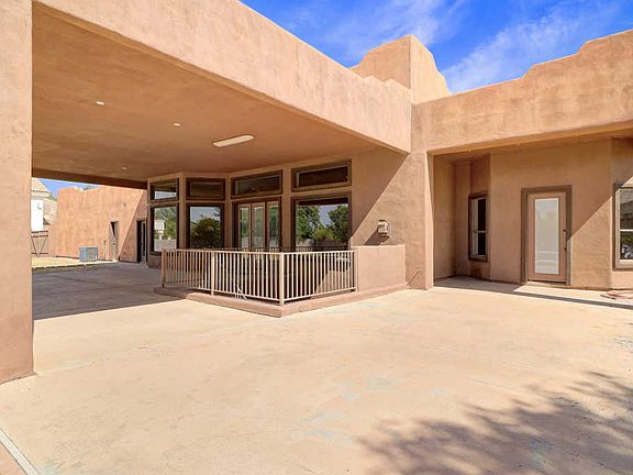 3rd image of 3661 E Campbell Ct