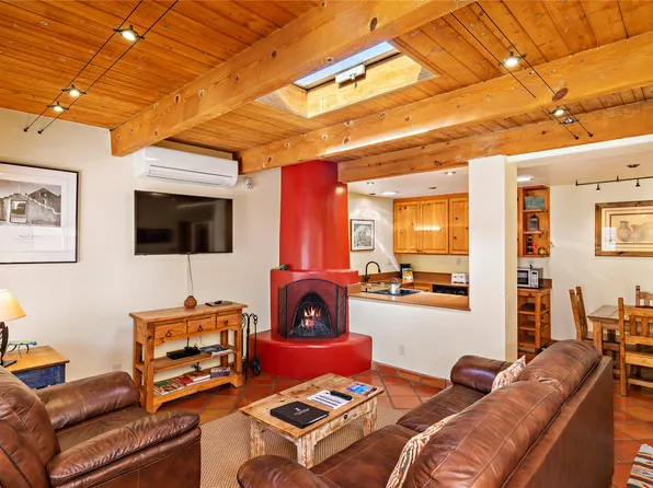 320 Artist Rd #91, Santa Fe, NM 87501