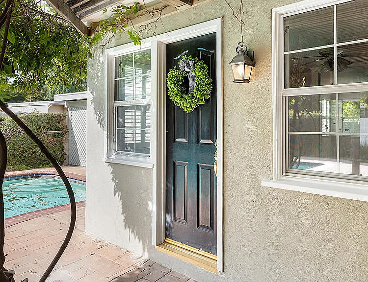 4819 Crown Ave — Photo 25