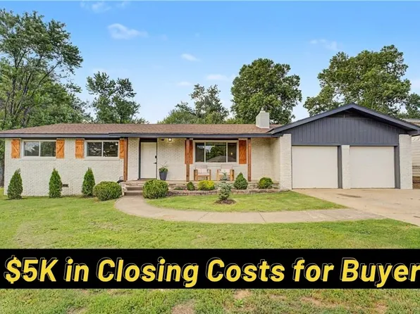 209 Cheri Whitlock Dr, Siloam Springs, AR 72761