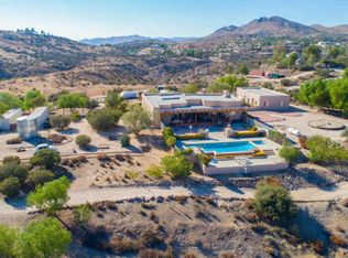 31780 Windrush Rd, Agua Dulce, CA 91390