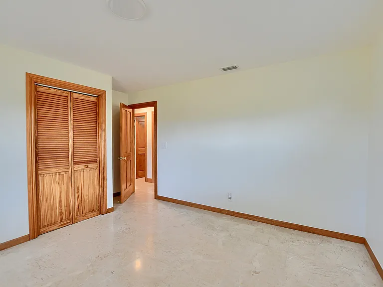 2334 NW Timbercreek Cir — Photo 39