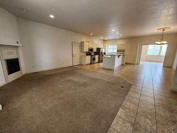 4th image of 6055 Pine Bluff Dr