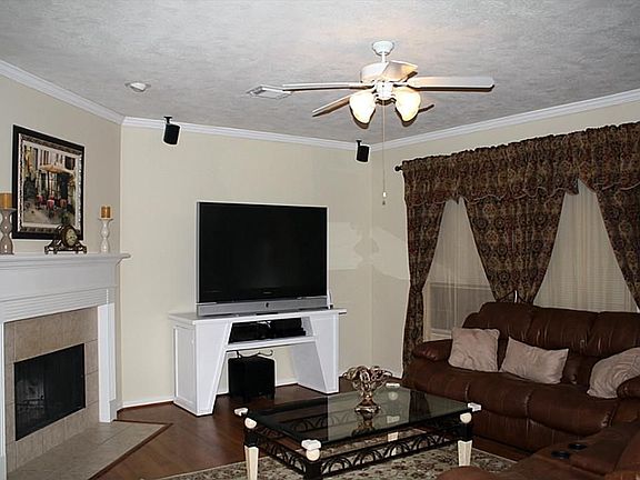 5th image of 3604 Oak Bent Dr