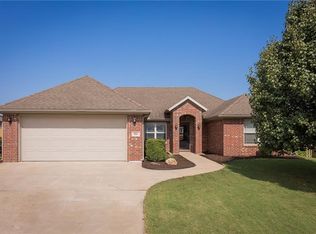 251 Beasley Dr, Centerton, AR 72719