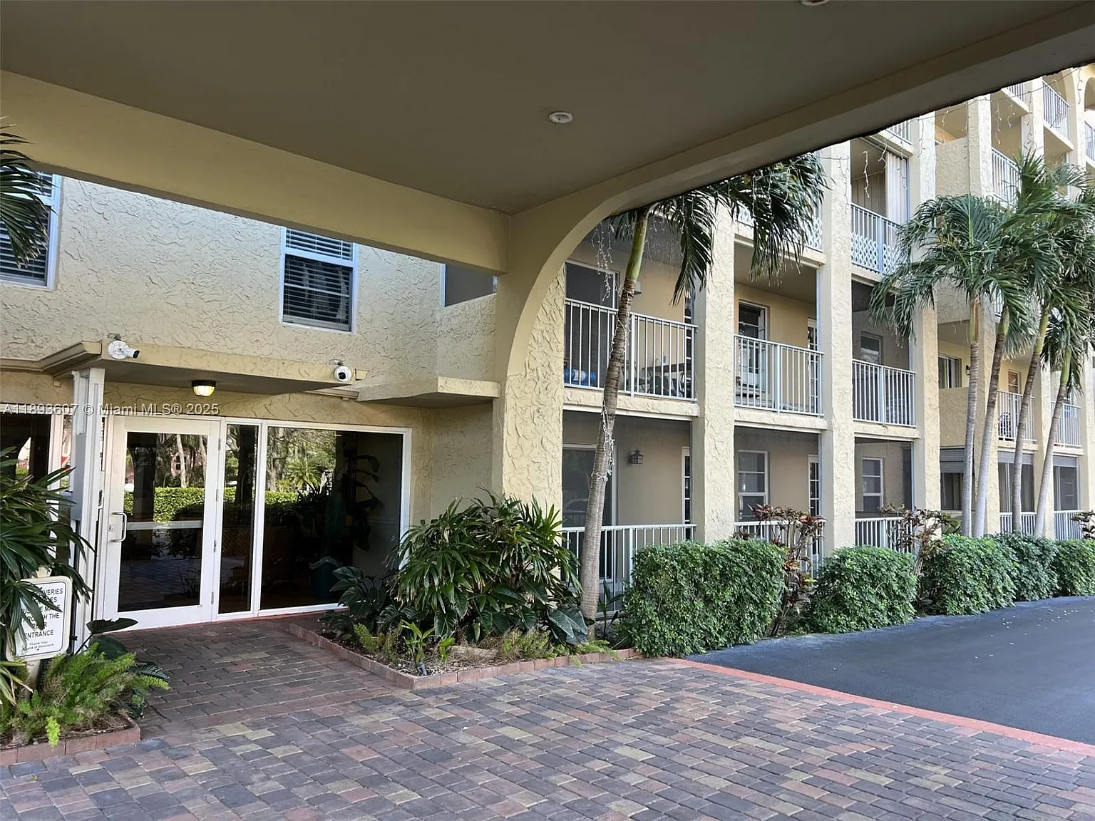 Tierra Del Mar Condo — Photo 2