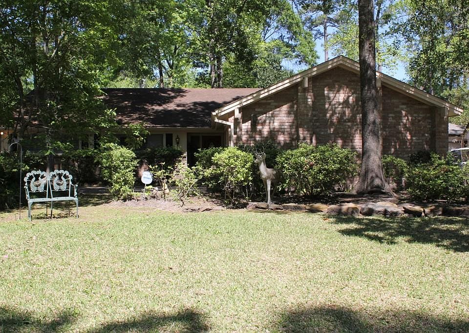 1st image of 2231 Lakeville Dr