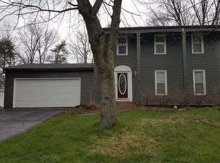 1803 Rockcastle Park Dr, Valparaiso, IN 46383