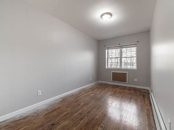 4th image of 1775 Eastern Pkwy #3