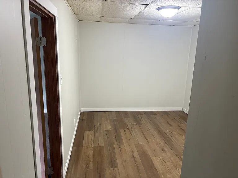 875 Union St — Photo 11