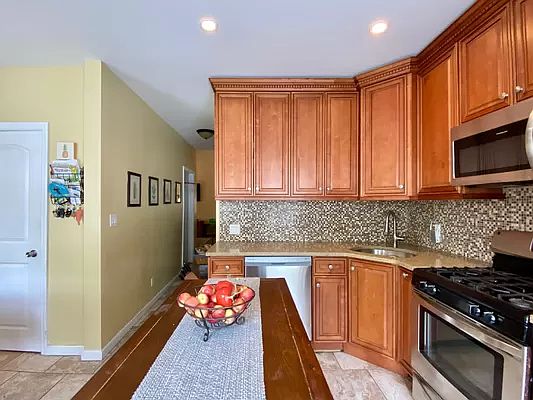 3rd image of 34-51 30th St
