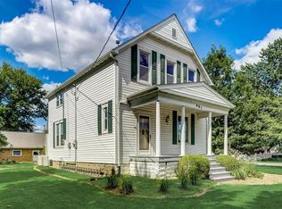 461 S 2nd St, Breese, IL 62230
