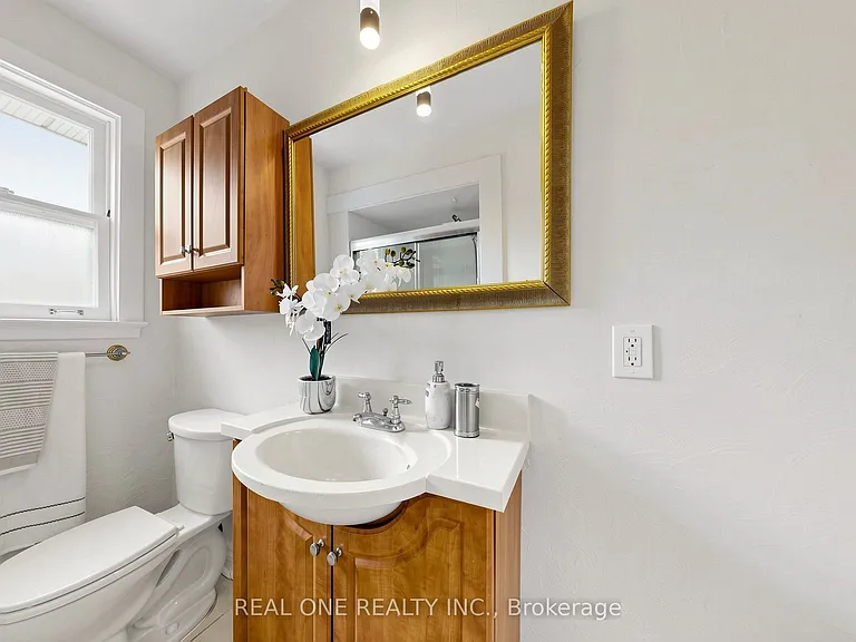 49 Bayview Pkwy — Photo 29