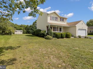 70 Pin Oak Ln, Gettysburg, PA 17325