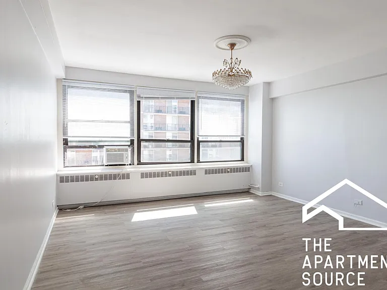 720 W Gordon Ter #1505 — Photo 10