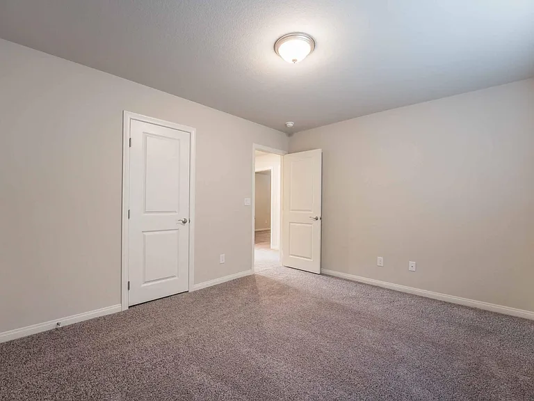 3827 Andorian Ave — Photo 21