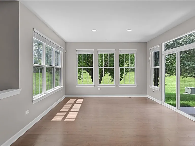 Dining room / sun room