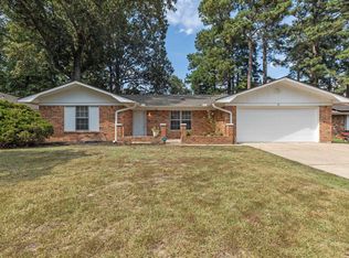 1403 Silver Fox Ln, Pine Bluff, AR 71603