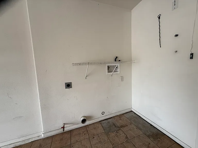 2863 Ventana Dr — Photo 31