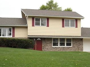 231 Lichty Blvd, Waterloo, IA 50701