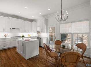 26 Saint James Sq SE, Huntsville, AL 35801