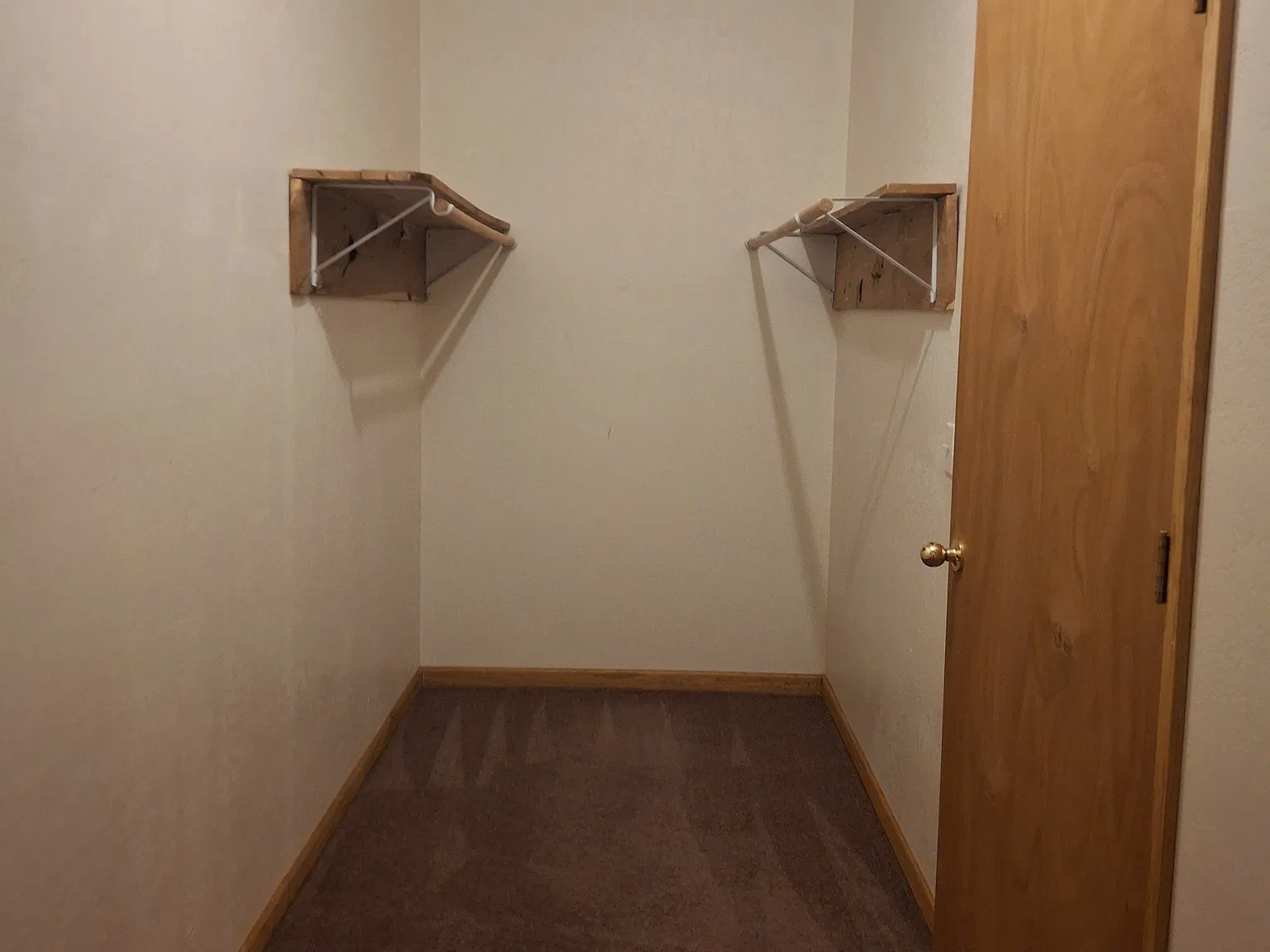 2 bed, 1400 sqft, $950 — Photo 1