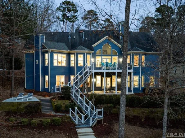 112 W Pointe Dr, Macon, NC 27551