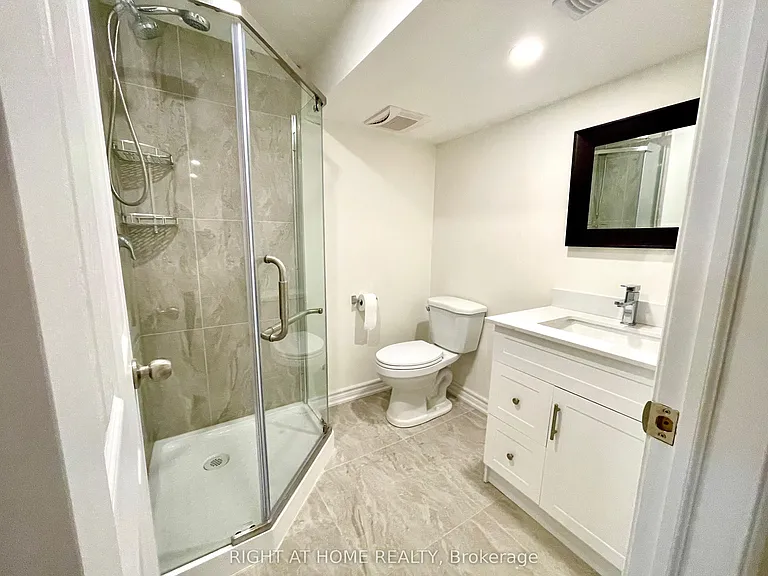 106 Vivians Cres #BASEMENT — Photo 11