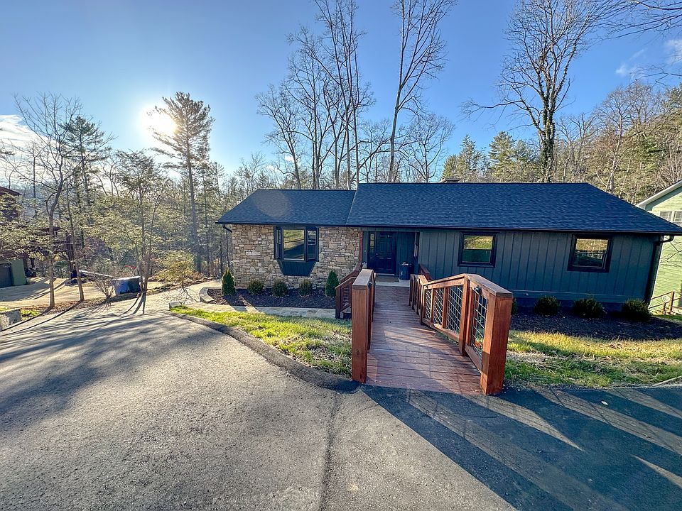1st image of 86 S Black Oak Dr
