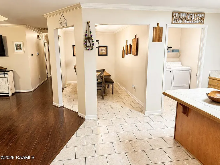 740 S Belle Cir — Photo 5