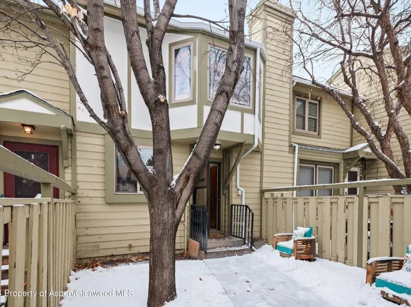 1373 Barber Dr, Carbondale, CO 81623