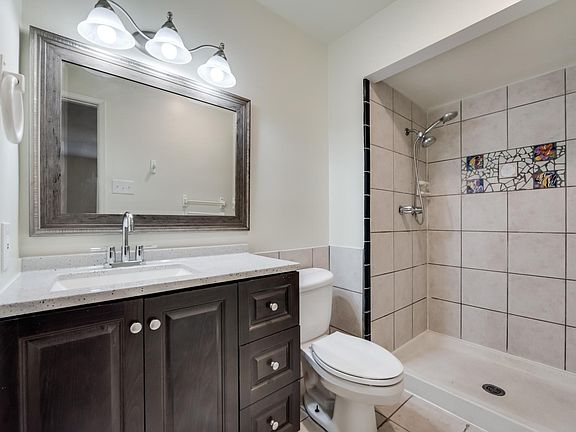 2nd image of 3117 Pamela Pl