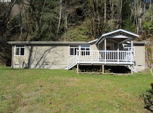 765 Deans Creek Rd, Reedsport, OR 97467