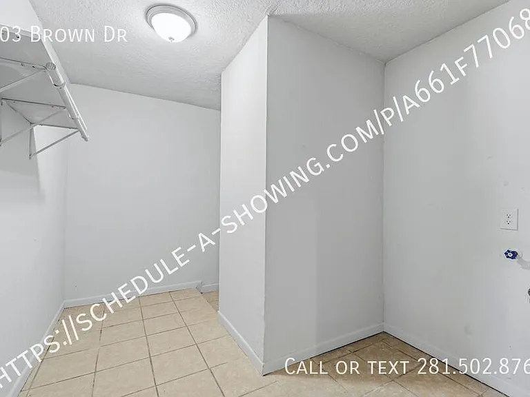 303 Brown Dr — Photo 9