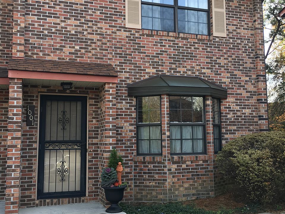 1st image of 810 Highland Dr APT 1001