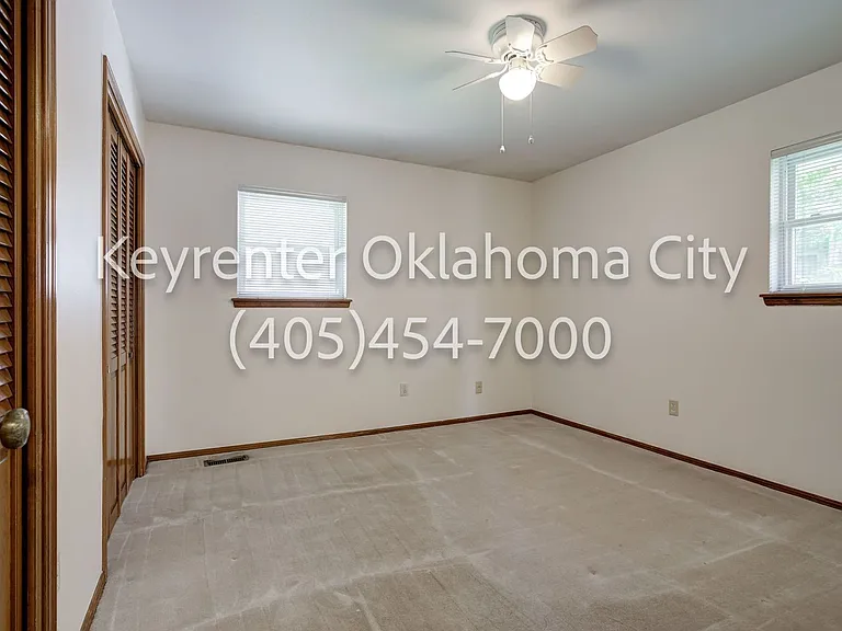 3632 Sunvalley Dr — Photo 23