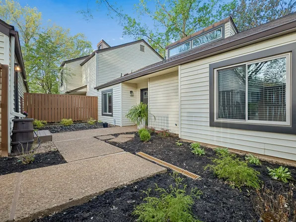 4831 Club Dr, Old Hickory, TN 37138