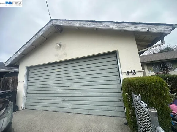 813 Saint Francis Dr, Petaluma, CA 94954