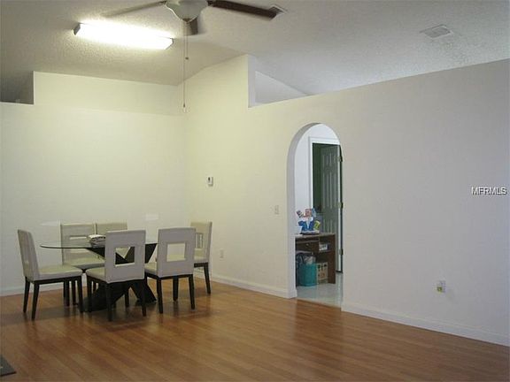 4th image of 465 Yearling Cove Loop